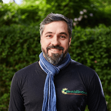 Dr. Alexander Schwandt, Dr. rer. oec. Dipl. Ing. Pflegemanagement (BA)